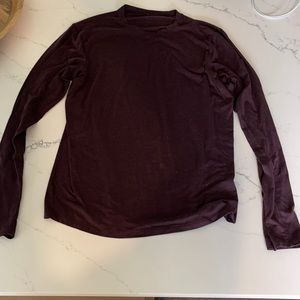 Maroon Lululemon men’s long sleeve